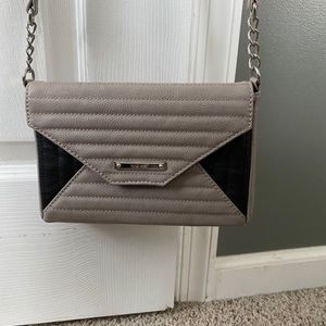 Nine West cross body purse